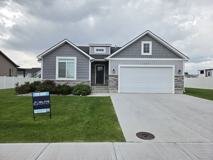 3987 N Livingston Ave - Photo 1 of 1