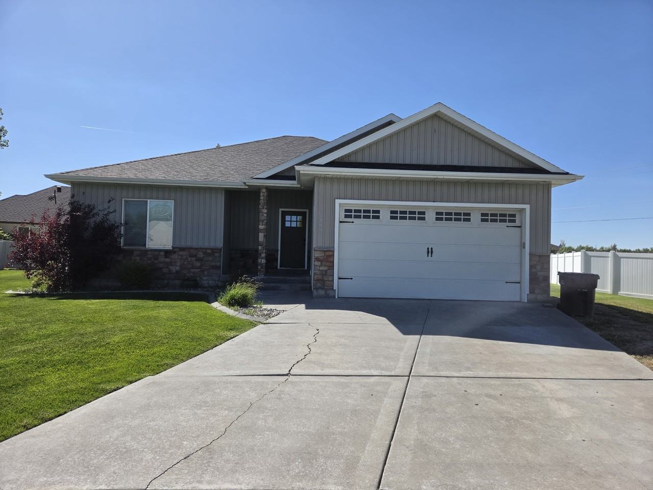 3700 Potomac Way - Photo 2 of 29