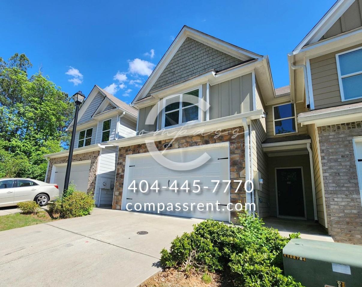 228 Lyndon Way - Photo 2 of 29