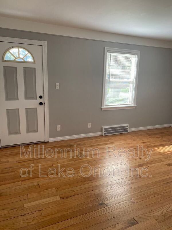 2181 Coy St - Photo 3 of 21
