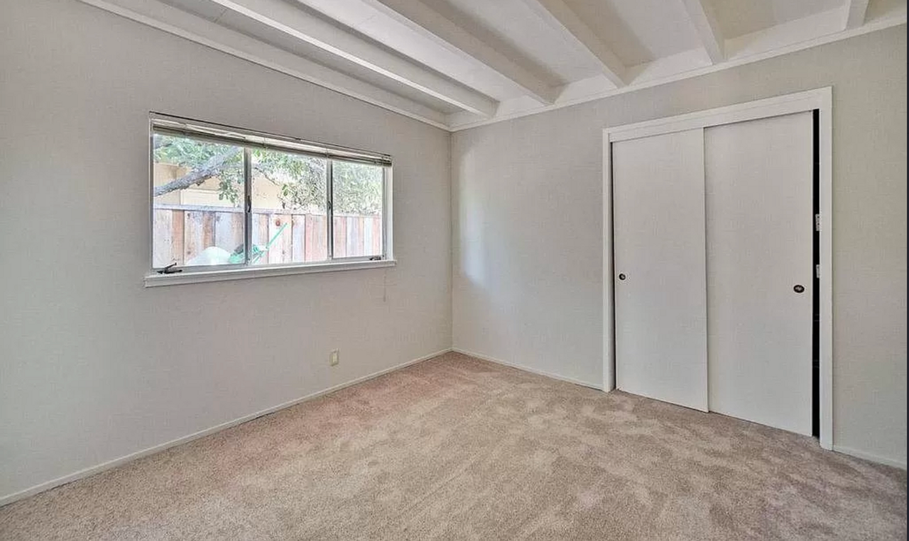 1011 Moreno Ave - Photo 5 of 17