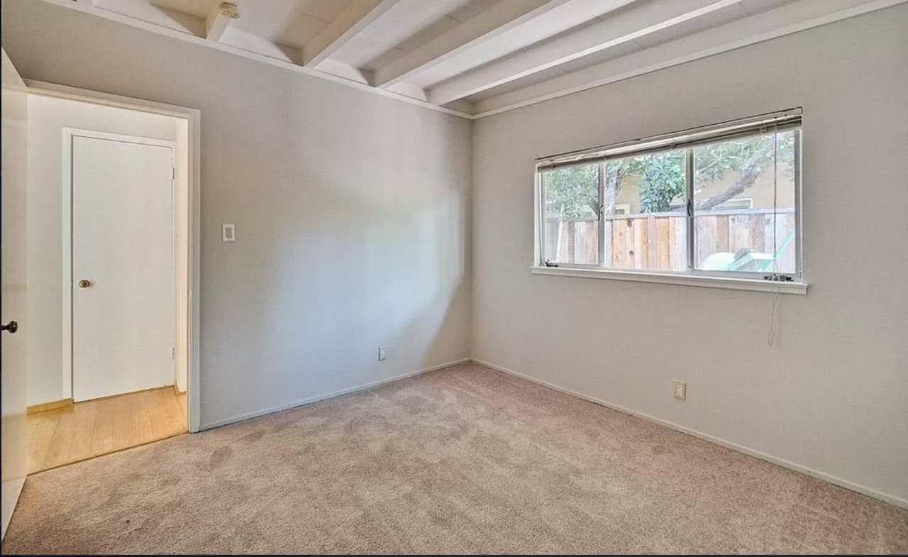 1011 Moreno Ave - Photo 6 of 17