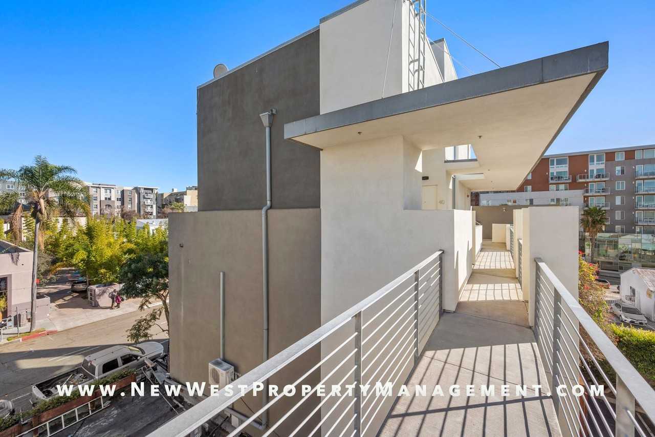 2064 Kettner Blvd #40 - Photo 4 of 36