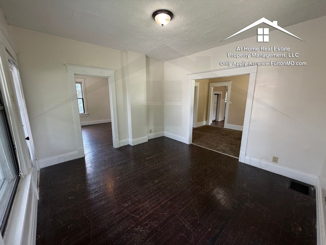 217 W 6th St - Photo 4 of 47
