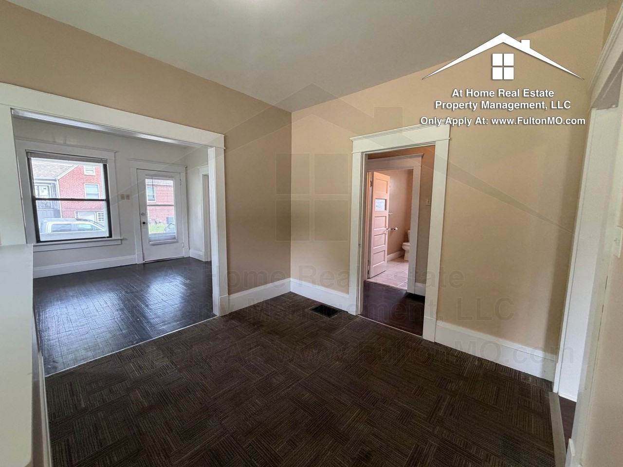 217 W 6th St - Photo 6 of 47