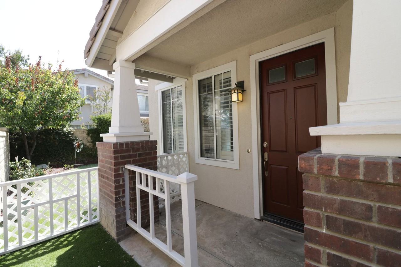 26504 Bryce Rd - Photo 2 of 32