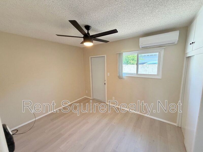 247 W 9th St - Photo 6 of 9
