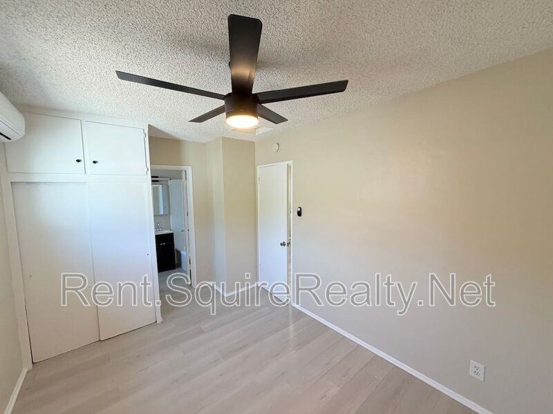 247 W 9th St - Photo 7 of 9