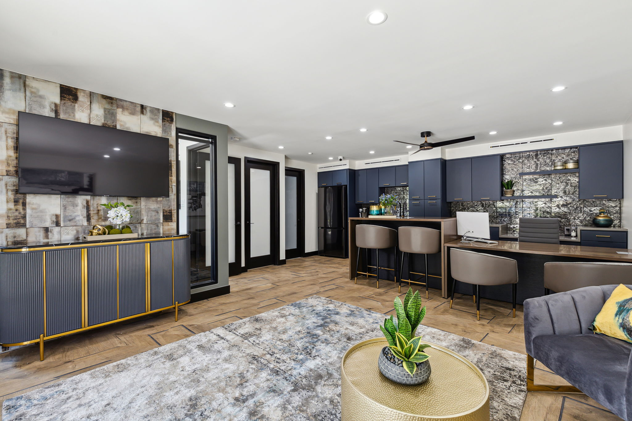 The Ace Apartments - Photo 6 of 30
