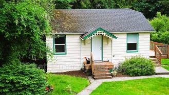 840 Maple Ave E - Photo 1 of 1