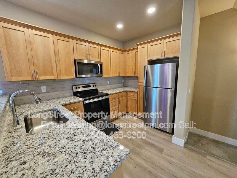 12086 Se Harold St - Photo 3 of 26