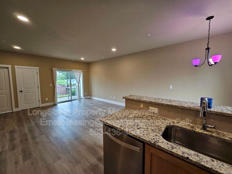 12086 Se Harold St - Photo 5 of 26