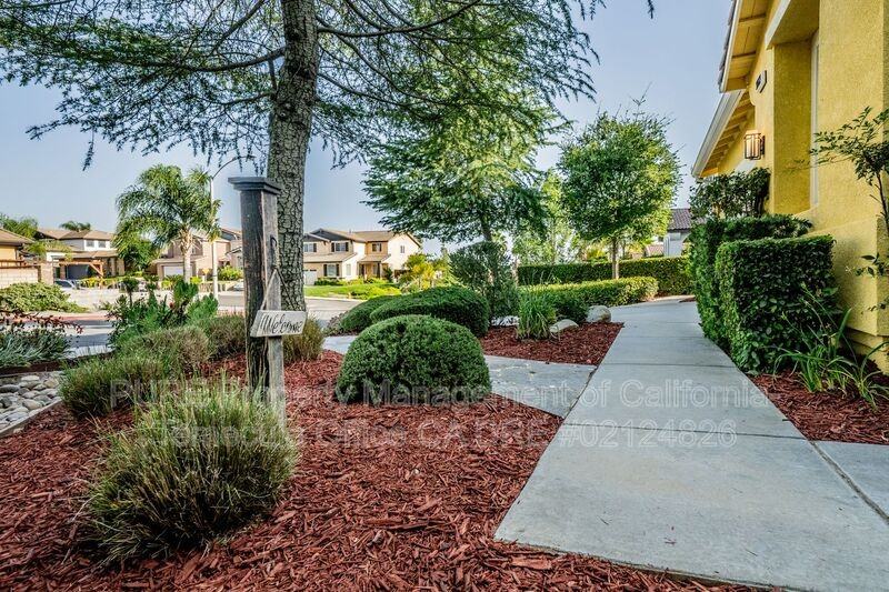38669 Clearbrook Dr - Photo 4 of 50