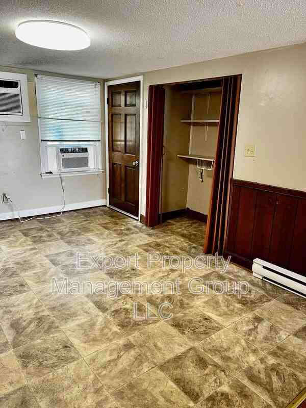 103 Winterlochen Dr #C - Photo 4 of 12