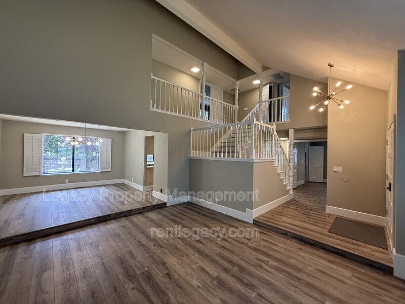 3209 Serra Way - Photo 2 of 27