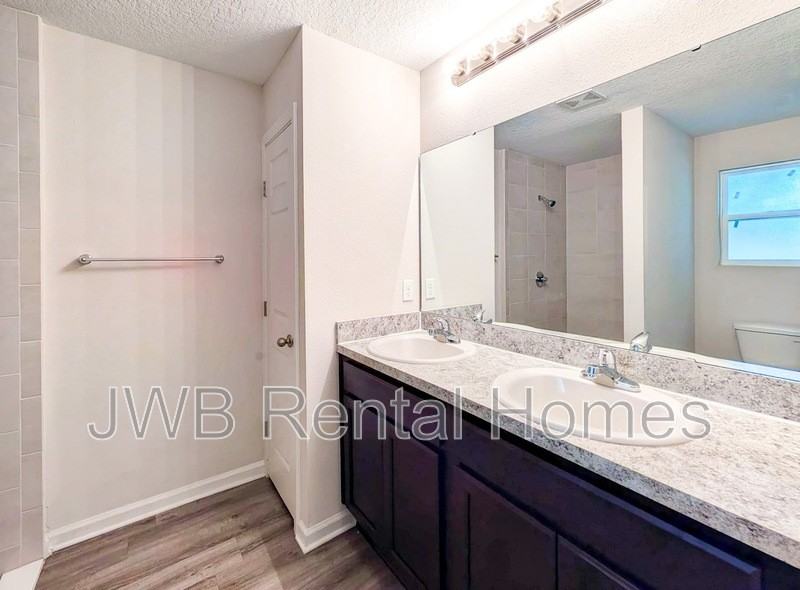 8000 Dandy Ave - Photo 7 of 17