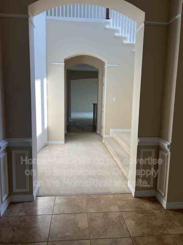 12959 Runswick Ave - Photo 6 of 17
