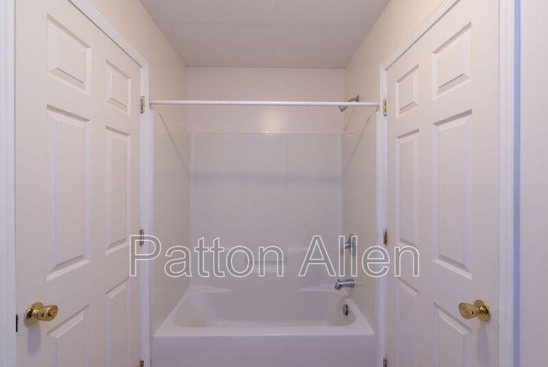 97 Citadel Dr #105 - Photo 4 of 10