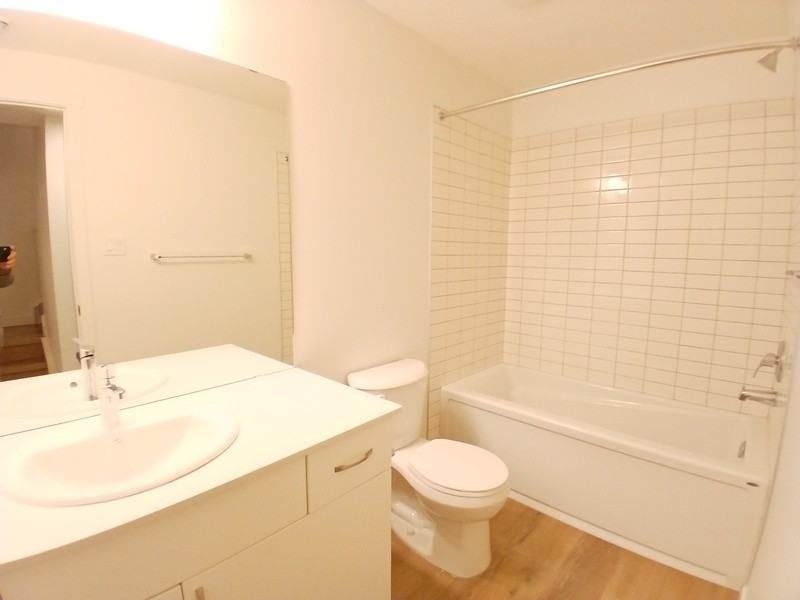 1922 209 St Nw - Photo 7 of 13