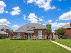 434 Chestnut Ln - Photo 1 of 1