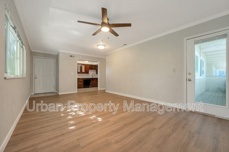 1813 Westsouth #F301 - Photo 3 of 19