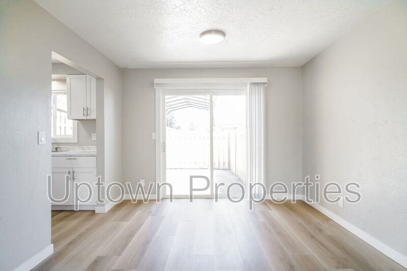 466 N Adair St #9 - Photo 3 of 22
