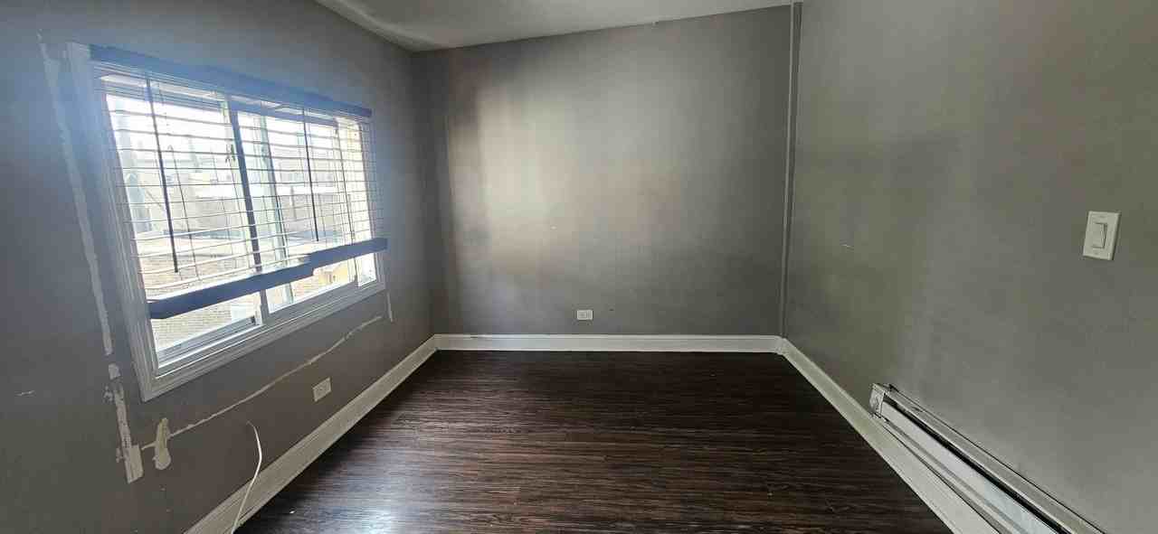 396266 W Grand Ave #3964-2R - Photo 5 of 12