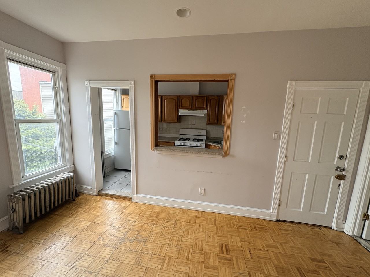 208 Pennsylvania Ave #3 - Photo 2 of 6