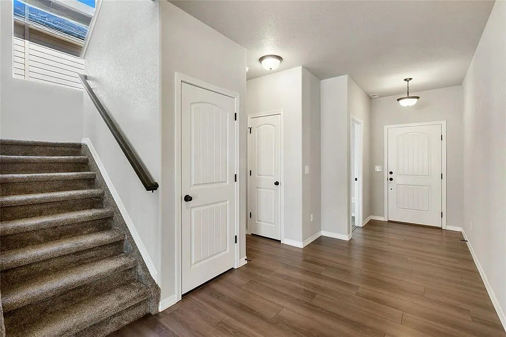 957 Daffodil St #NA - Photo 2 of 12
