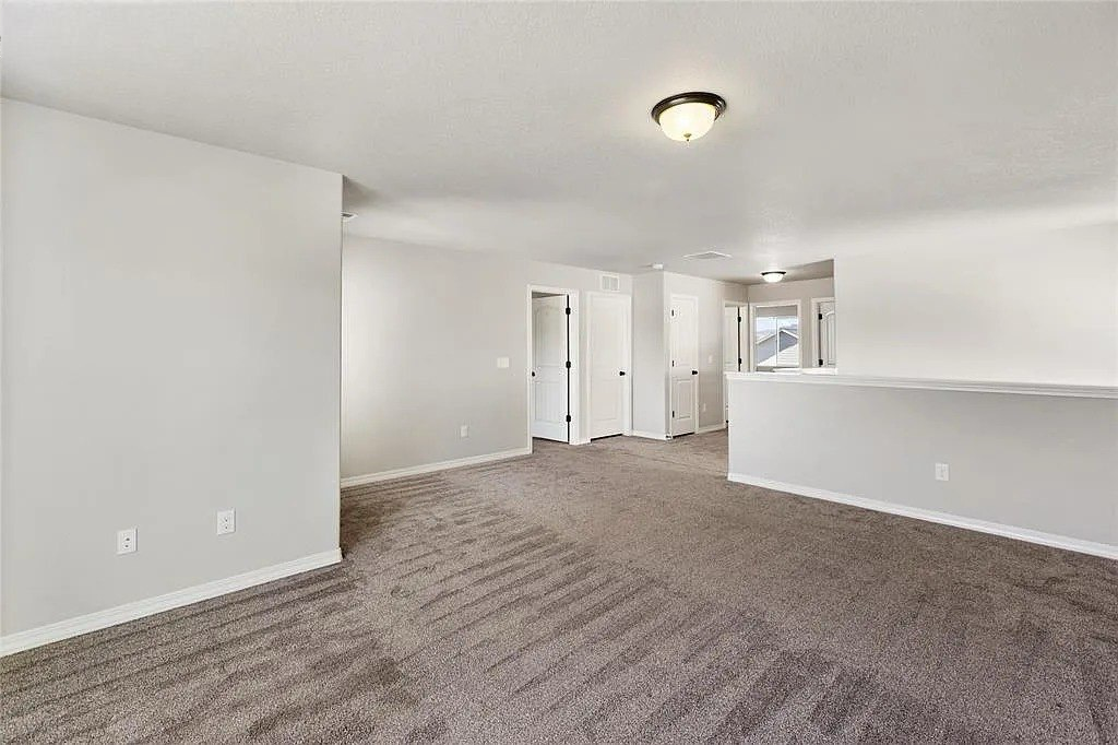 957 Daffodil St #NA - Photo 6 of 12