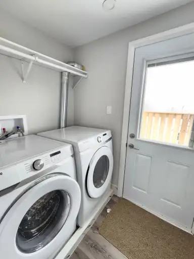 750 Fairbairn St #10 - Photo 2 of 9