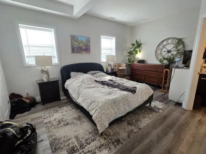 750 Fairbairn St #10 - Photo 6 of 9