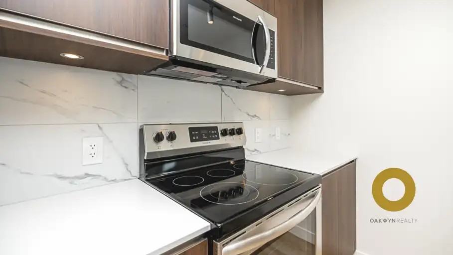 6137 Cambie St #501 - Photo 4 of 17
