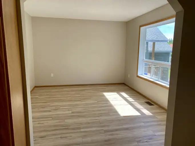 75 Westmount Dr S #1 - Photo 7 of 10