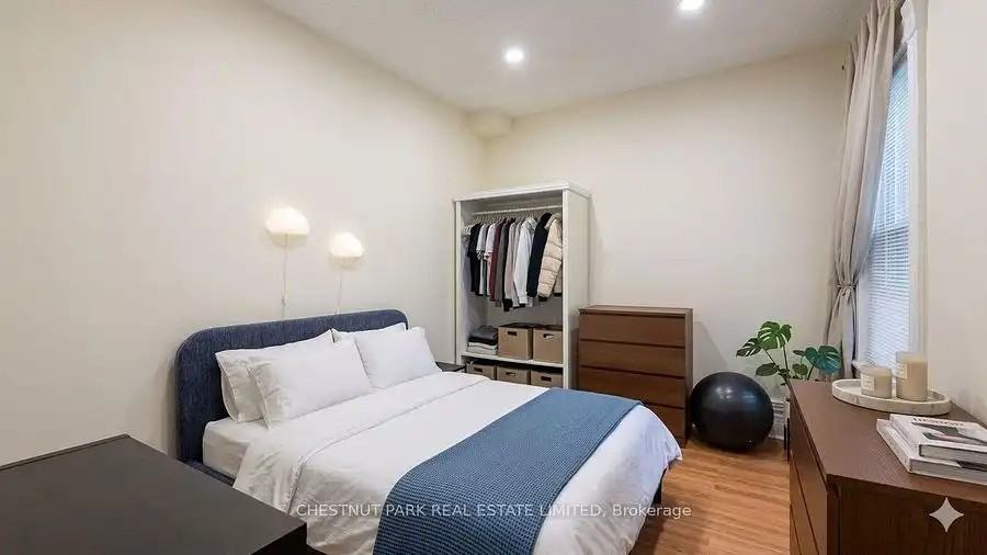 149 Gerrard St E #1 - Photo 4 of 7