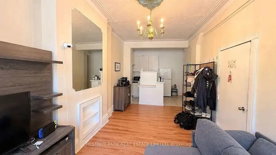 149 Gerrard St E #1 - Photo 7 of 7