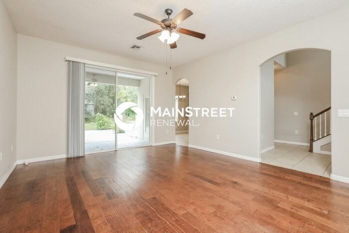 13552 Biscayne Grove Ln - Photo 4 of 17