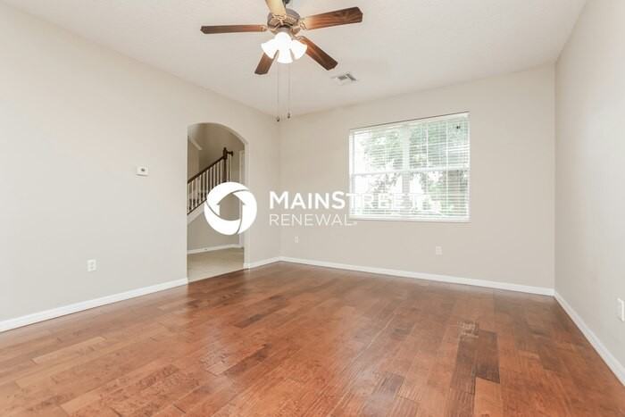 13552 Biscayne Grove Ln - Photo 5 of 17