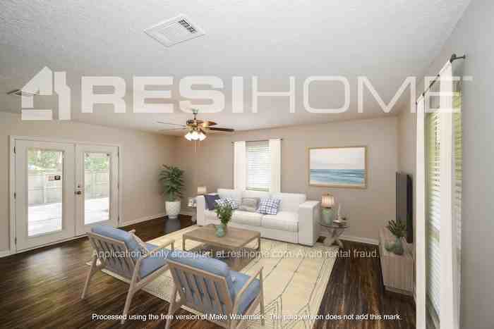 2051 Delray Ave - Photo 6 of 19