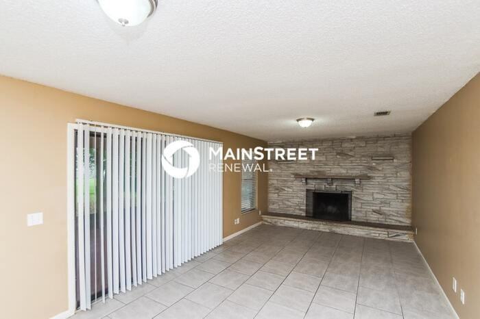 318 Breakwater Ter - Photo 5 of 16