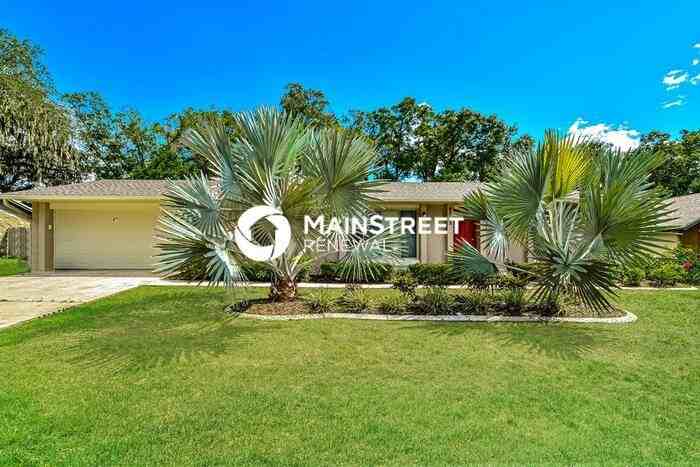 6212 Chinaberry Dr
