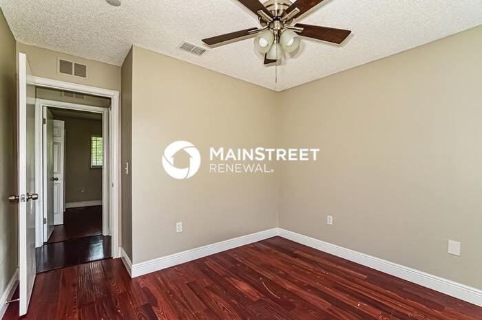 6212 Chinaberry Dr - Photo 7 of 16