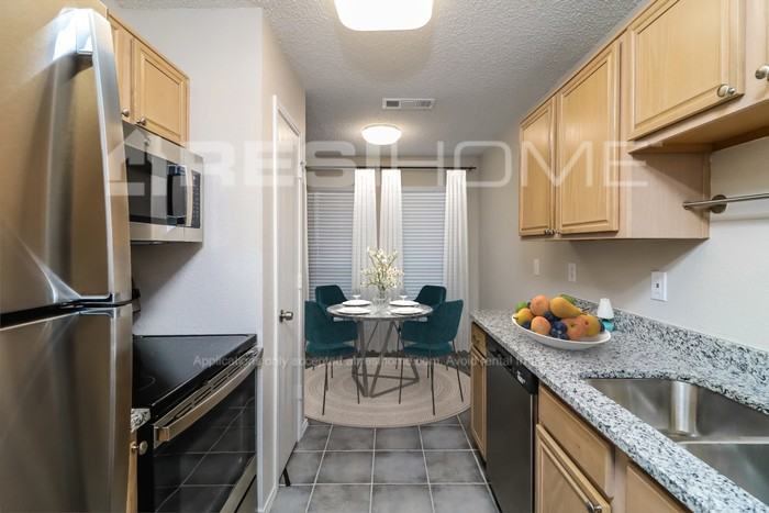 10228 Dallam Ln - Photo 4 of 17