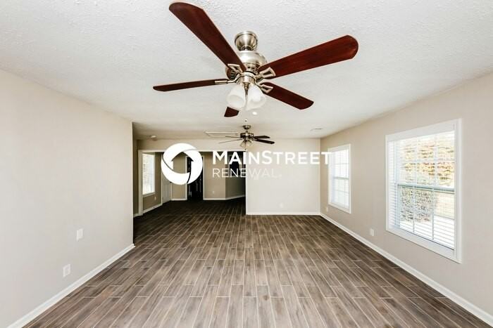 18 Thorn Thicket Ct - Photo 4 of 16