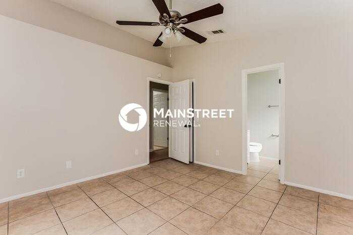 2042 Garwood Dr - Photo 7 of 18