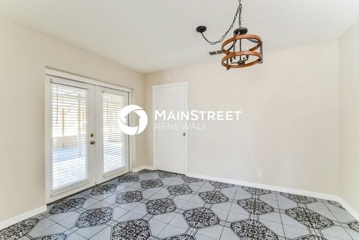 1013 Marlene Dr - Photo 5 of 16