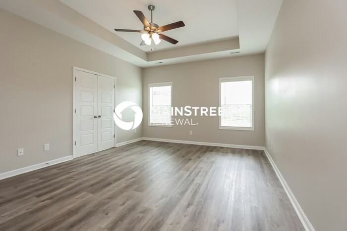 728 Mitscher Dr - Photo 7 of 16