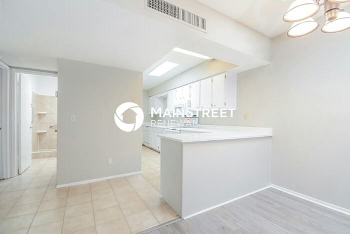 901 N Camino Seco - Photo 3 of 16