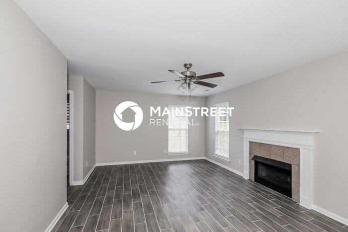 3304 Braefield Dr - Photo 5 of 17