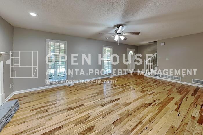 339 Abbington Ln - Photo 5 of 21